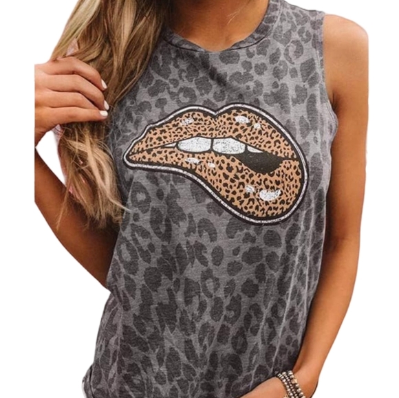 2/$5-Leopard Print Biting Lip Tank Top Animal Print Lips Size S - Picture 1 of 6